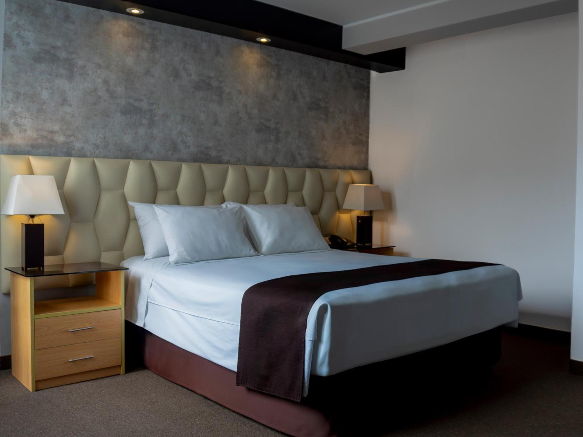 Hotel Ferre Miraflores Lima Exterior photo
