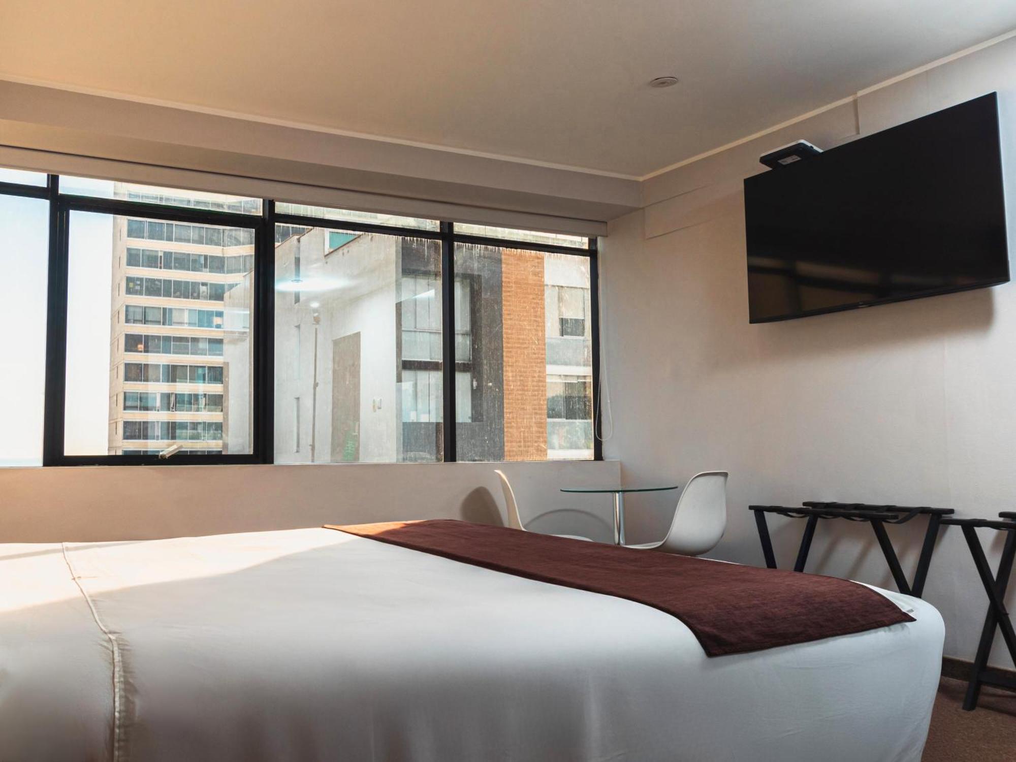 Hotel Ferre Miraflores Lima Exterior photo