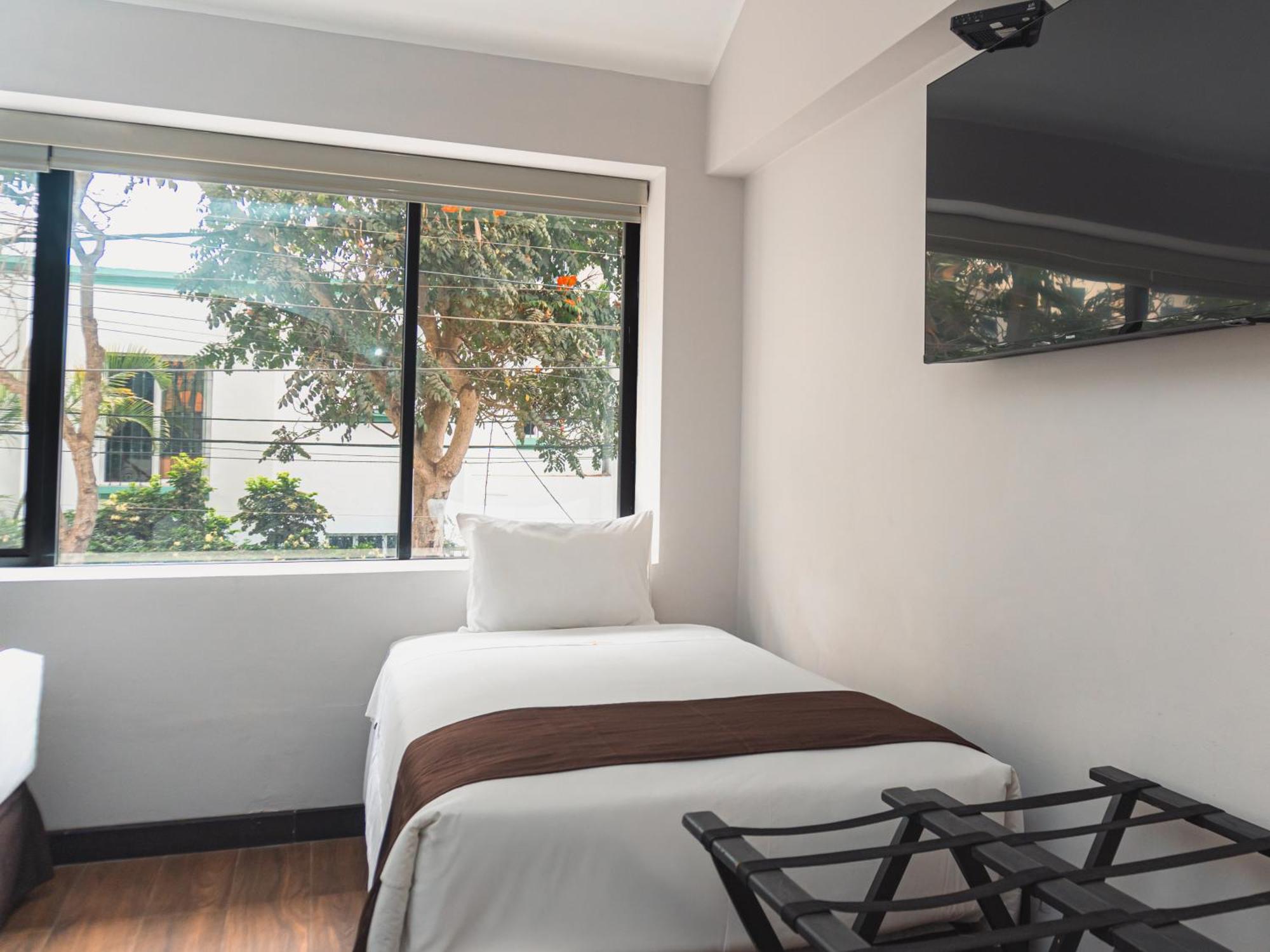 Hotel Ferre Miraflores Lima Exterior photo