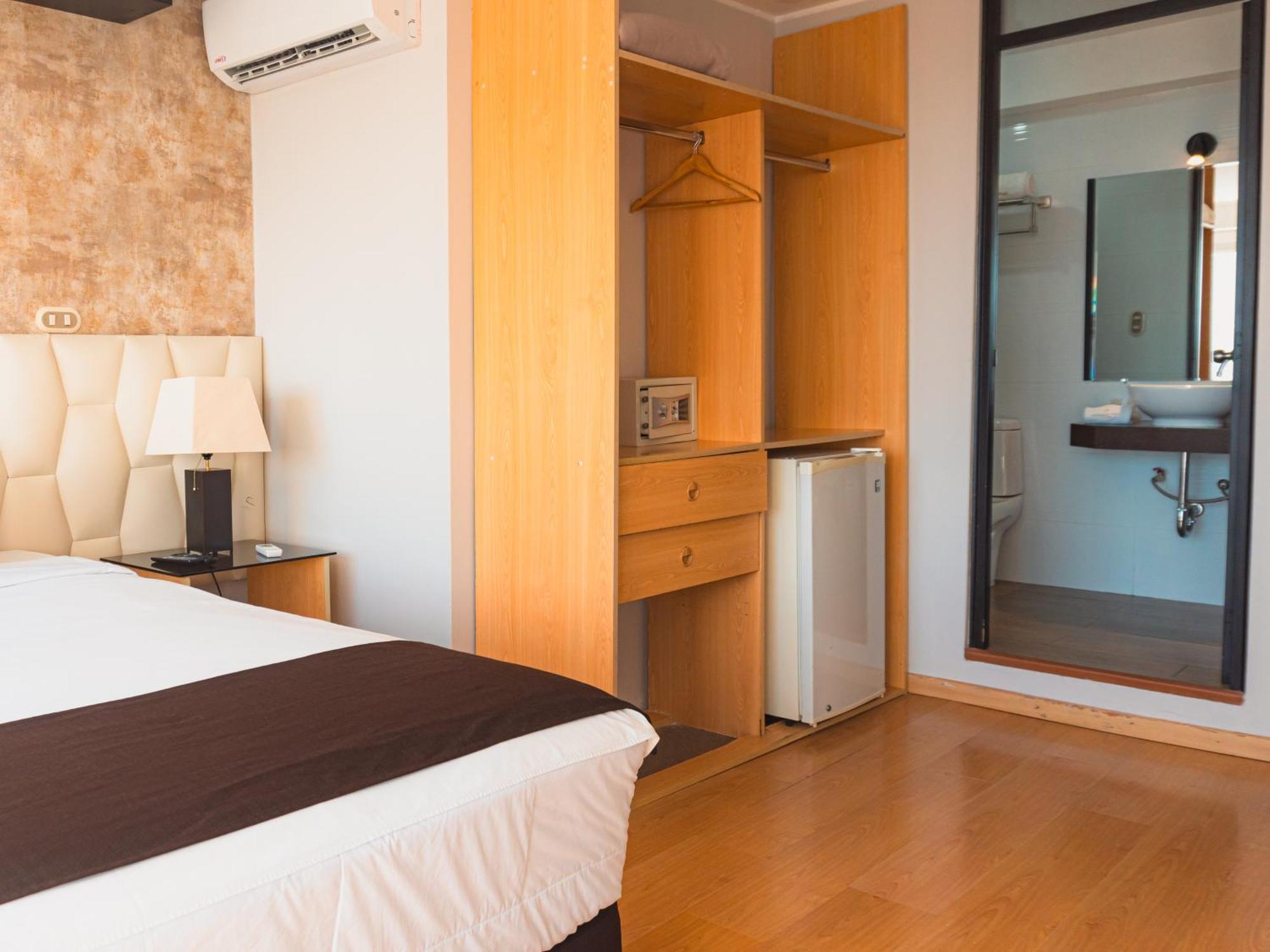 Hotel Ferre Miraflores Lima Exterior photo