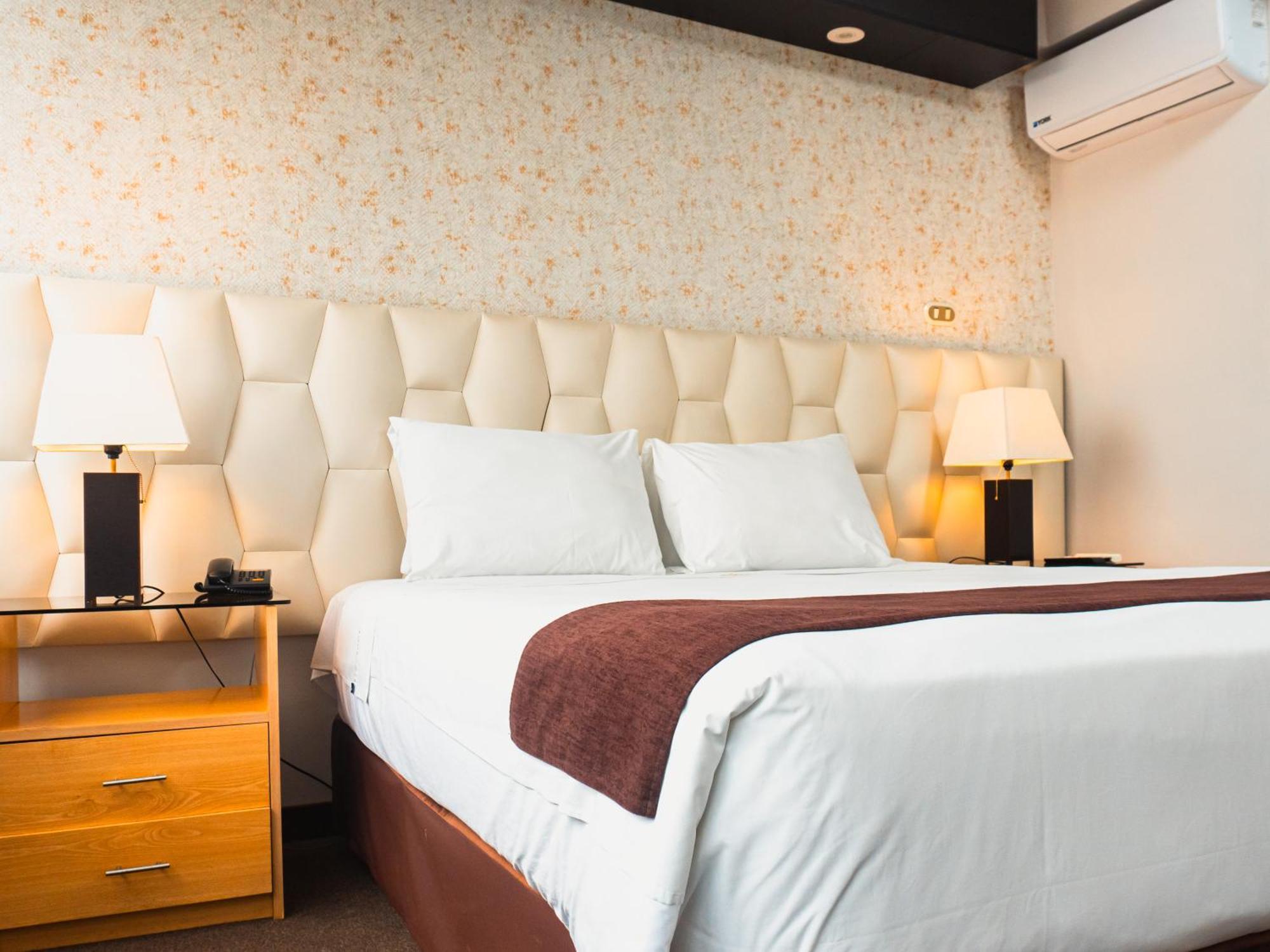 Hotel Ferre Miraflores Lima Exterior photo